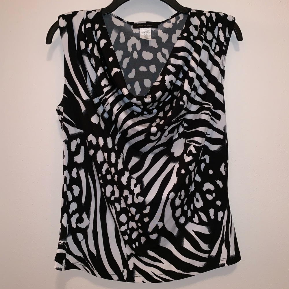 Jennie & Marlis Sleeveless Top